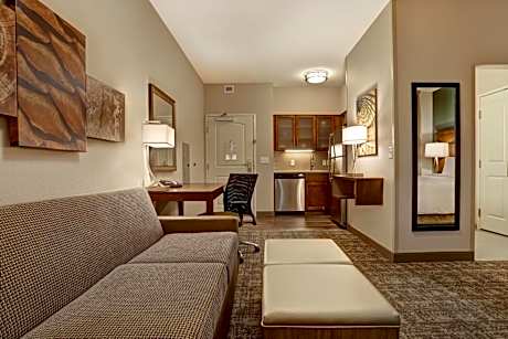 King Studio Suite