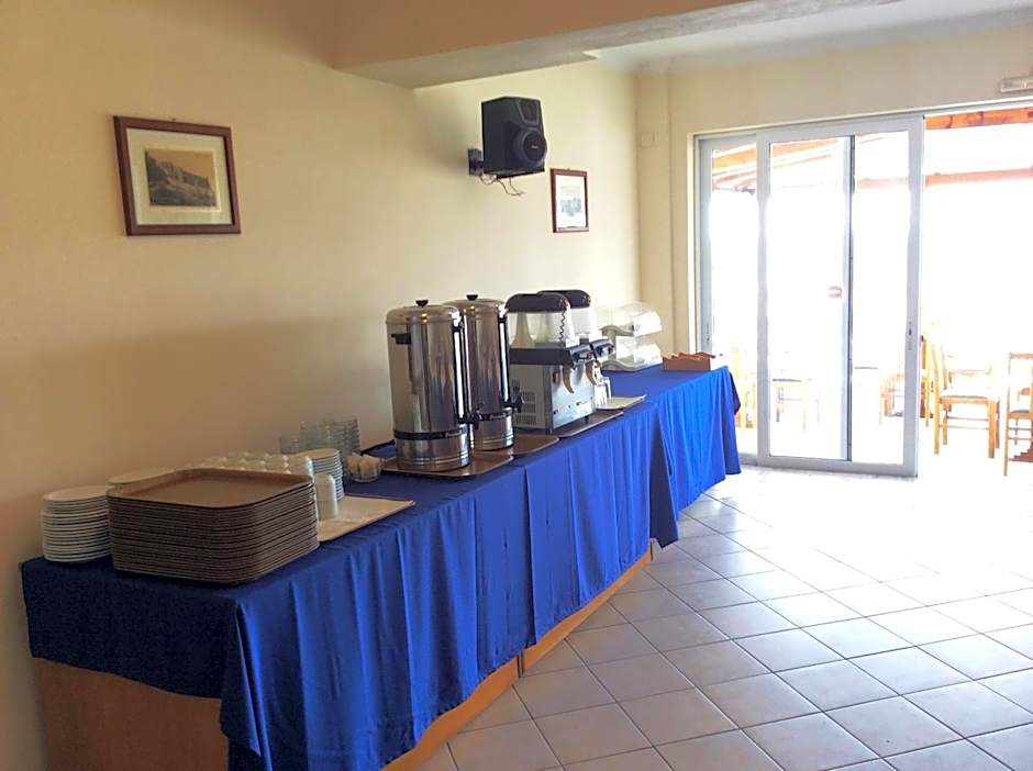 Andreolas Beach Hotel