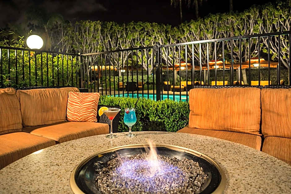 DoubleTree by Hilton Hotel Carson