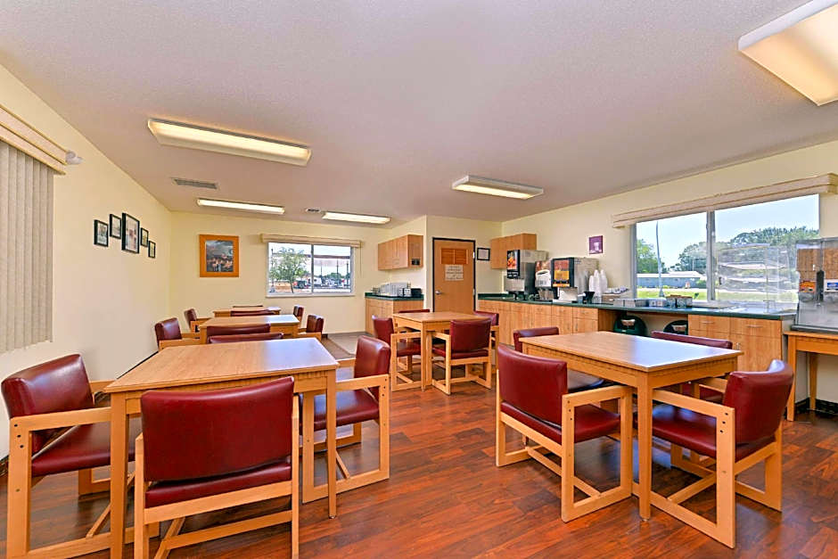 Americas Best Value Inn & Suites Spring Valley