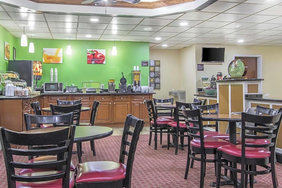 Quality Inn Hixson-Chattanooga