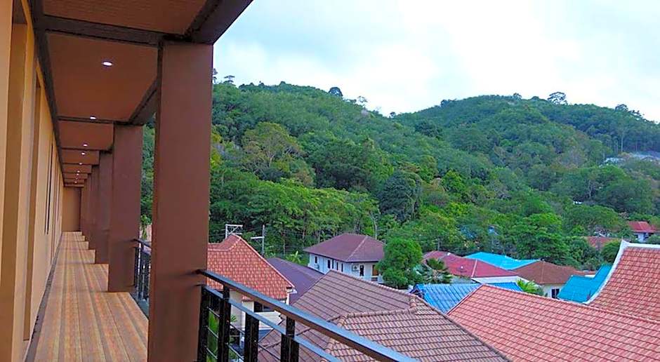 West Key Kamala Apartment