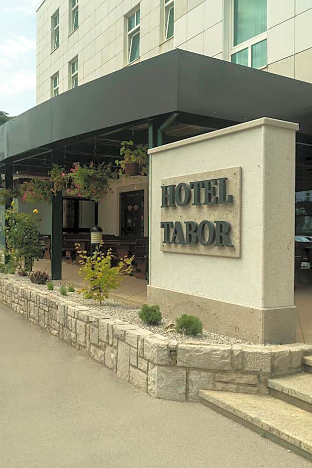 Hotel Tabor