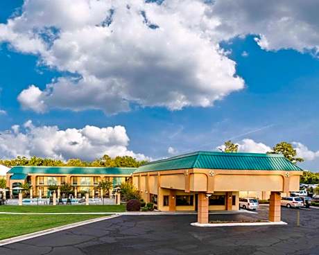 Quality Inn Macon
