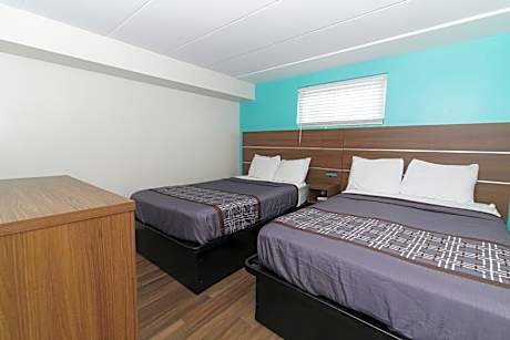 Oceanfront Suite - Lower Floor