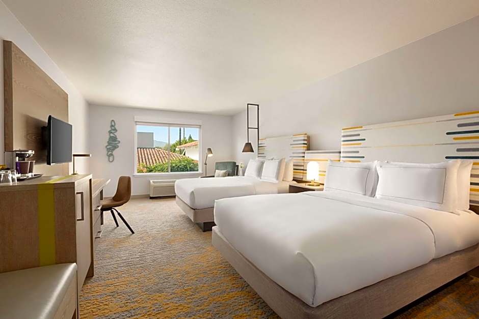 DoubleTree By Hilton Campbell - Pruneyard Plaza