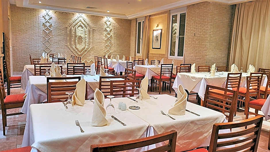 Ras El Ain Hotel
