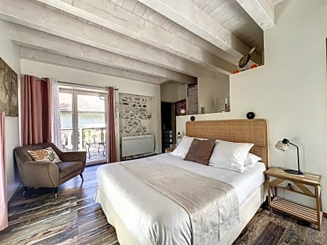 Double Room with Garden View
