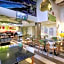 Maxonehotels At Bukit Jimbaran