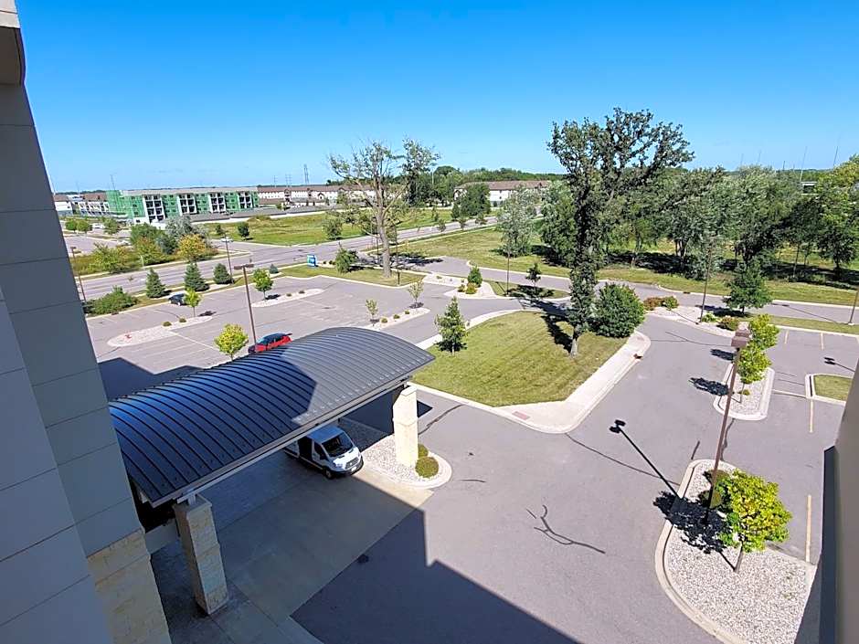 Holiday Inn Express Hotel & Suites Mankato East By IHG