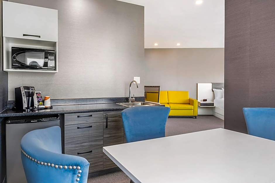 Quality Inn & Suites