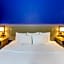 Comfort Suites University Drive