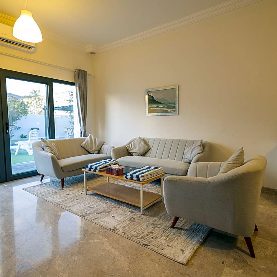 THE POOL VILLA - TANUF