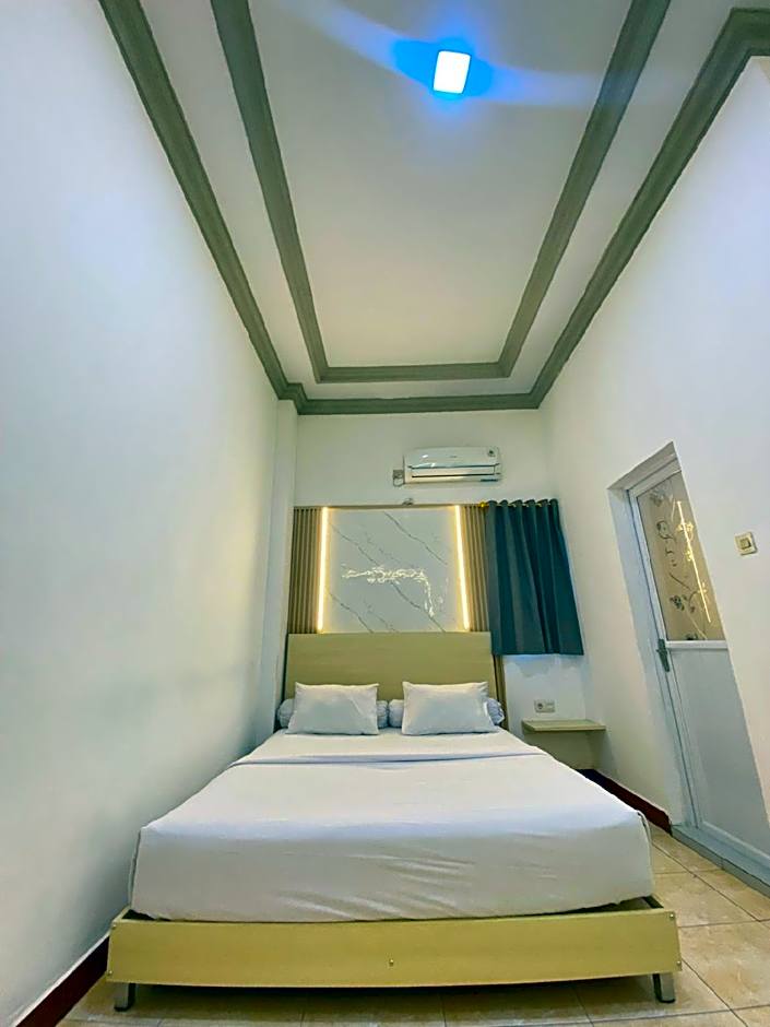 Hotel Riverside Manado