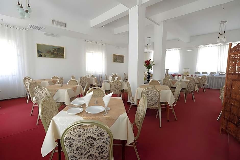 Rivoli Hotel