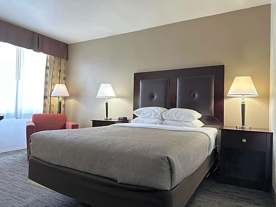 Quality Inn & Suites Everett