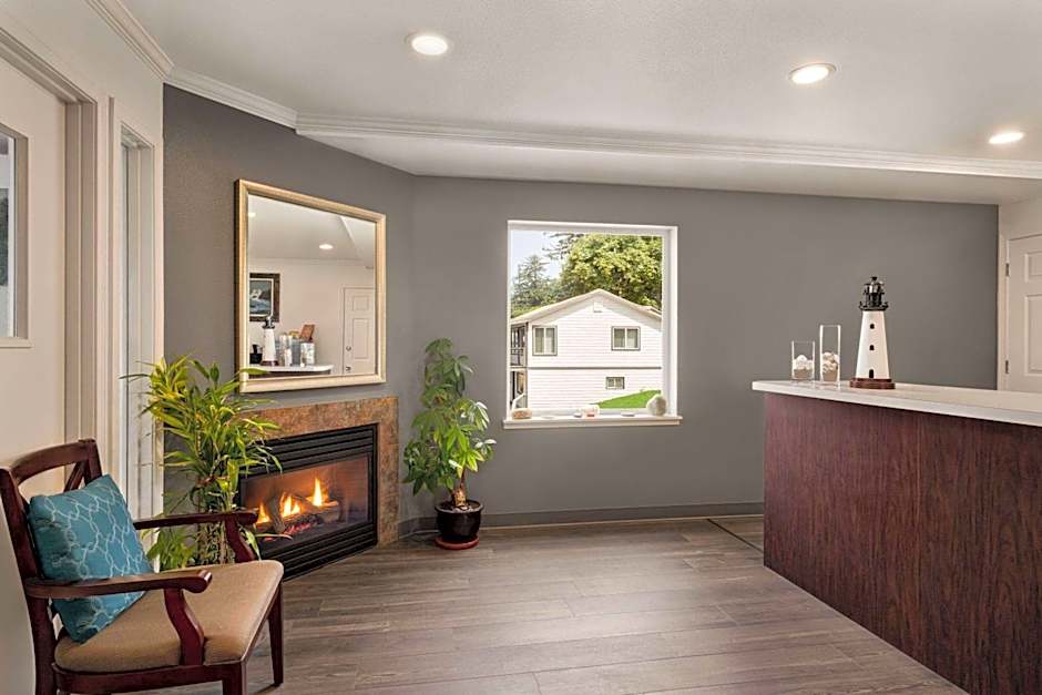 Travelodge by Wyndham Depoe Bay