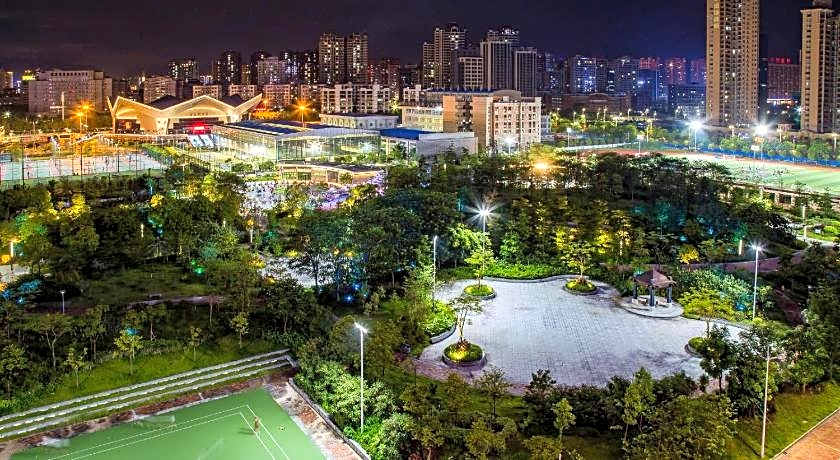 Lavande Hotel Qingyuan Sports Park City Government