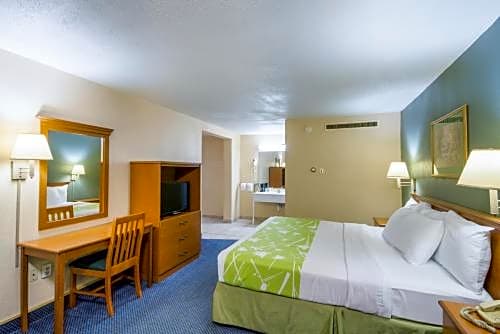 Rodeway Inn and Suites