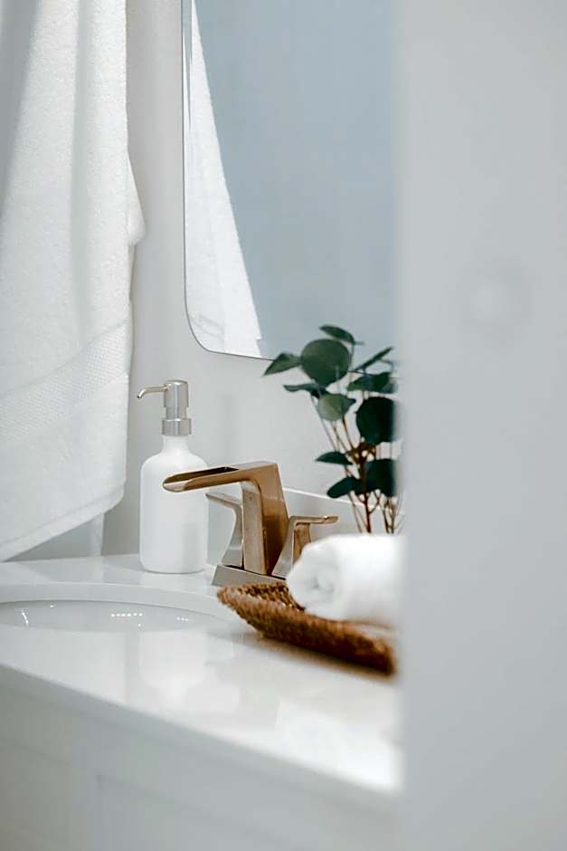 PRESIDENTIAL SUITE MOUNTAIN/LAKE VIEWS w/HEATED POOLS- PGA WEST