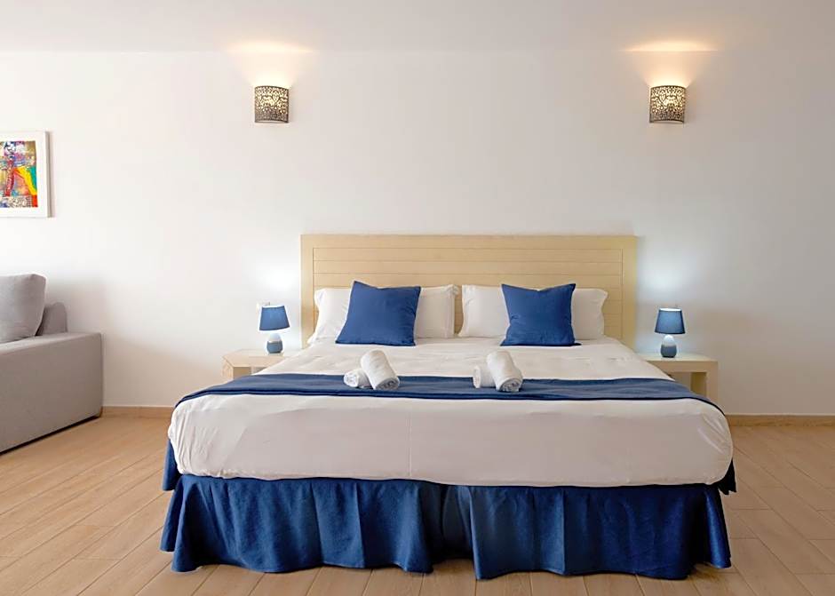 Hotel LIVVO Budha Beach
