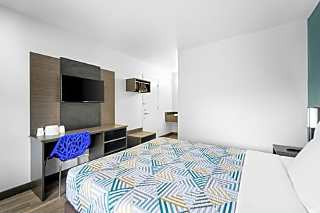 Double Room with Two Beds and Mini Fridge