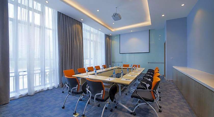 Holiday Inn Express Guian Yungu By IHG