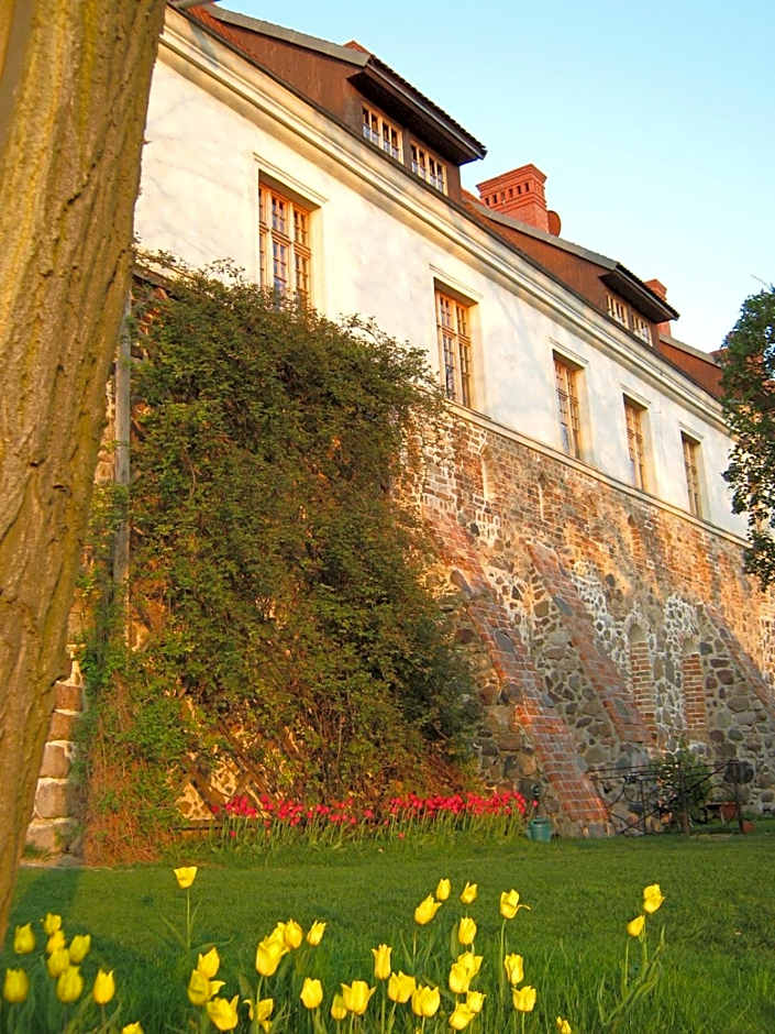 Klasztor Cedynia Hotel