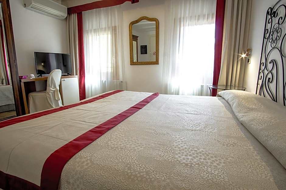Hotel Antigo Trovatore