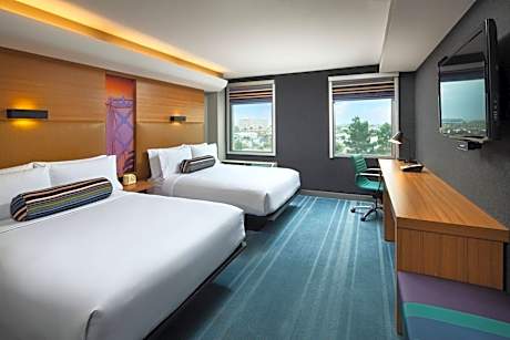 Guest room, 2 Queen beds