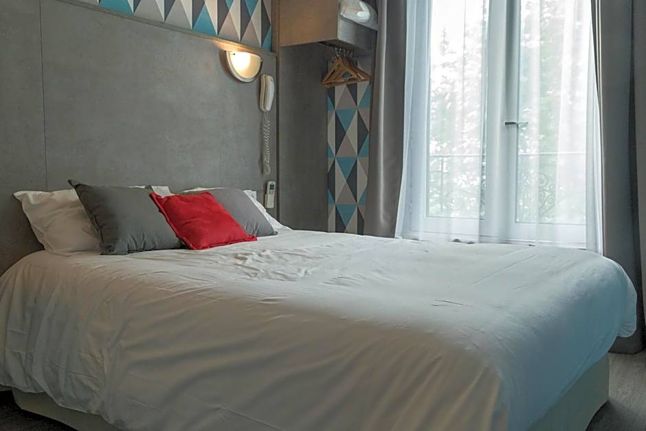 Panam Hotel GAMBETTA- Place Gambetta-Mairie du 20 emme