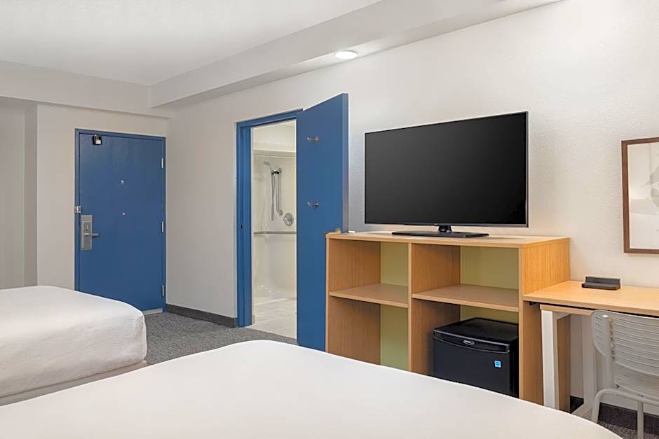 Spark by Hilton Bentonville