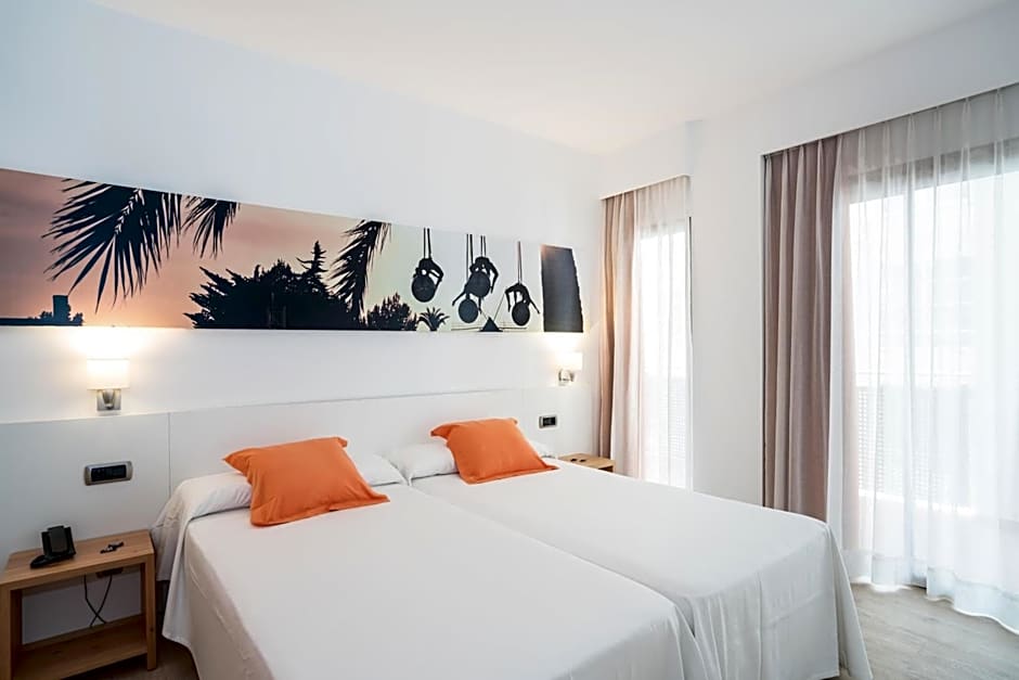 THB Ocean Beach-Adults Only