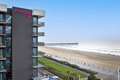 Moxy Virginia Beach Oceanfront