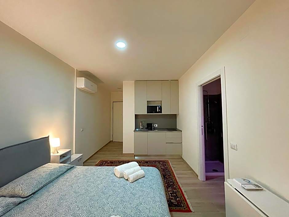 Extravaganza Room and Suite Apartment City Center