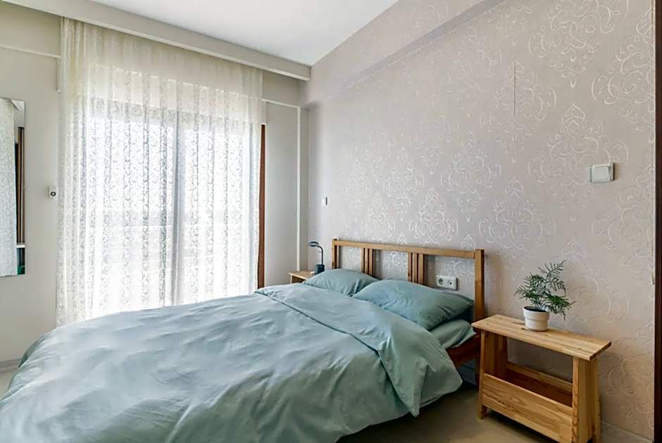 Comfortable villa with garden in “Urla İskele”