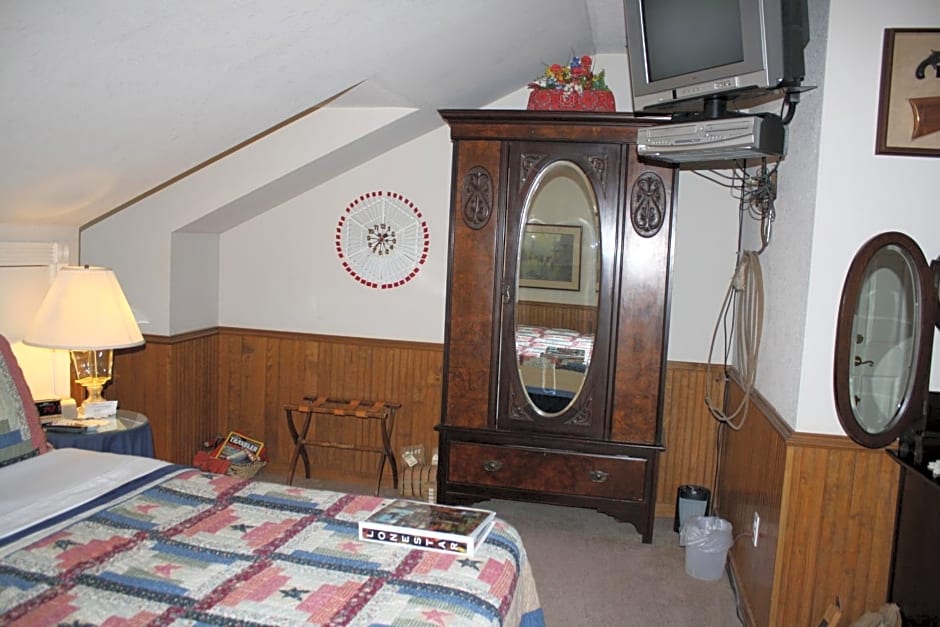 Woodrow House Bed & Breakfast