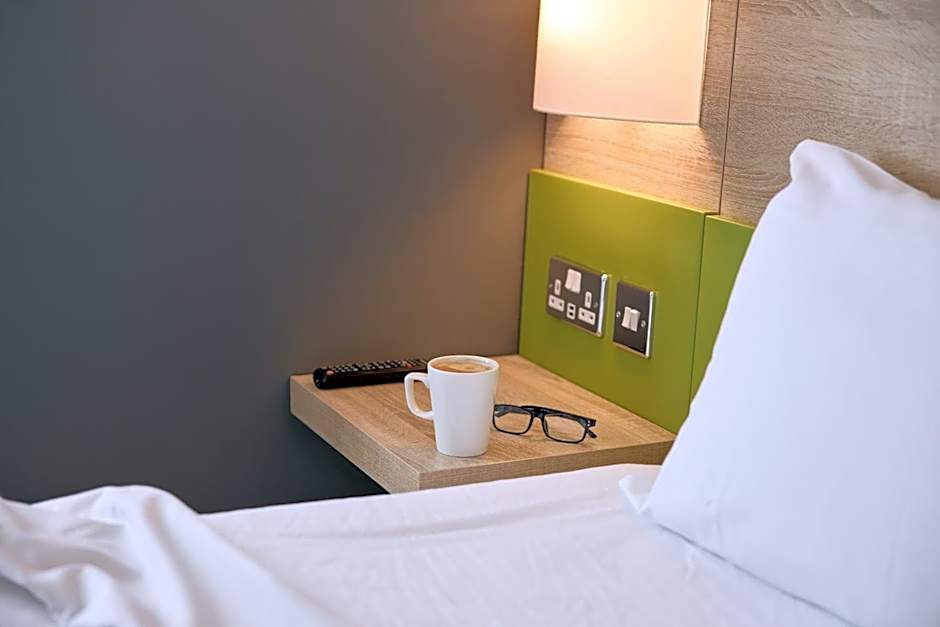 Thistle Express London Luton