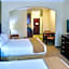Holiday Inn Express Hotel & Suites Winnie By IHG