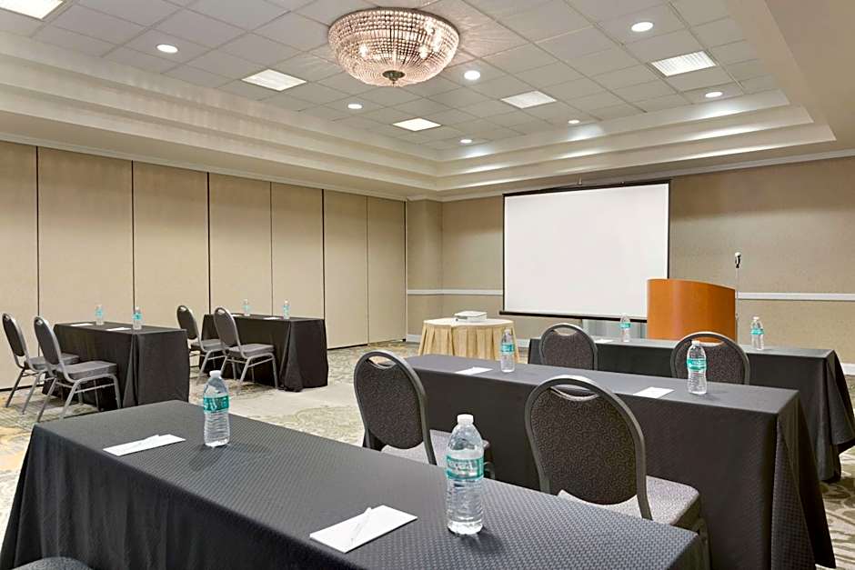 Embassy Suites By Hilton Hotel Newark/Wilmington South