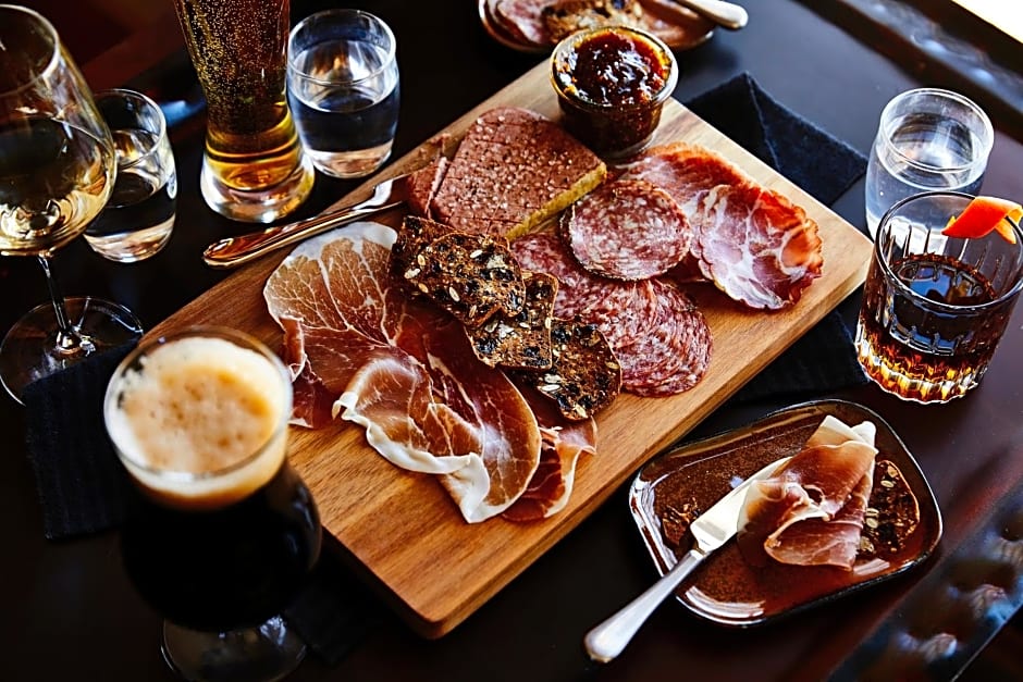 Kimpton Armory Hotel Bozeman By IHG