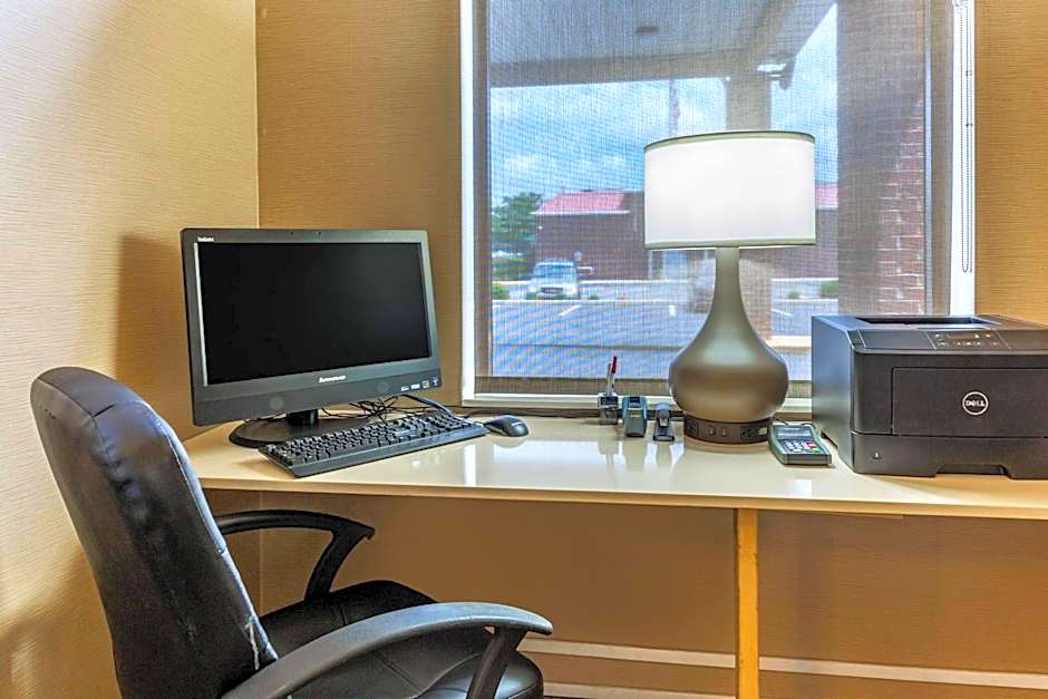 Comfort Suites Dover