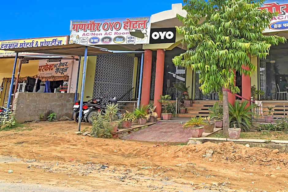 Hotel O Gangaur Midway