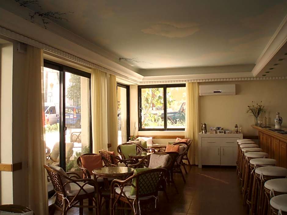 Nafsika Hotel