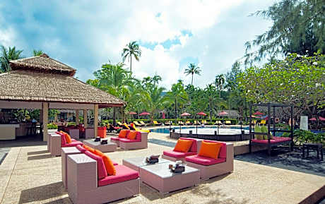 Centara Koh Chang Tropicana Resort