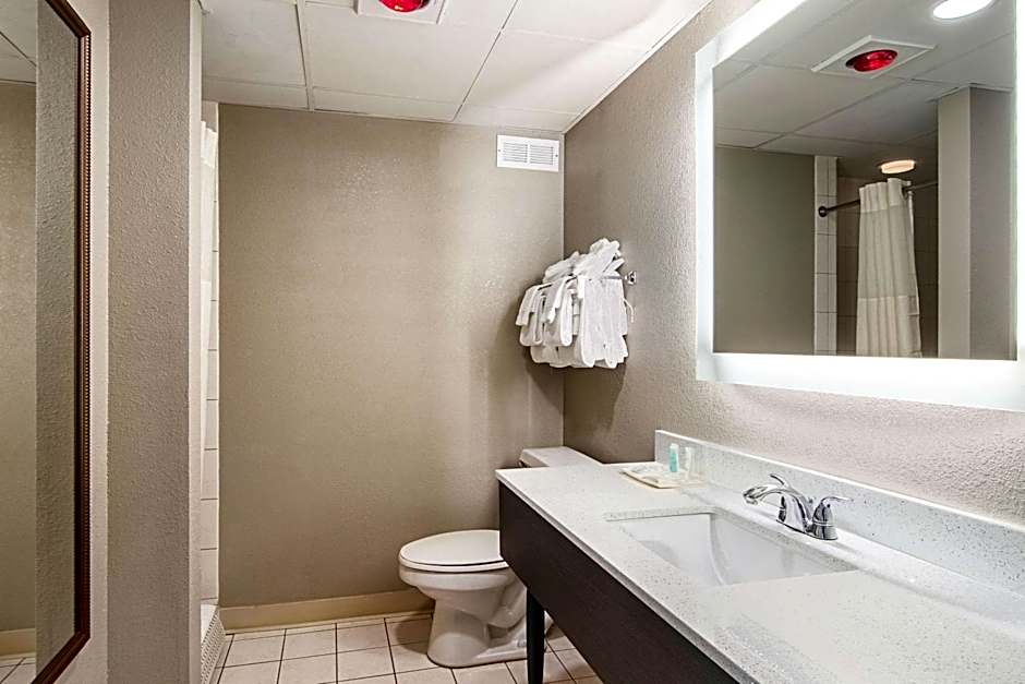 Clarion Inn Willow River