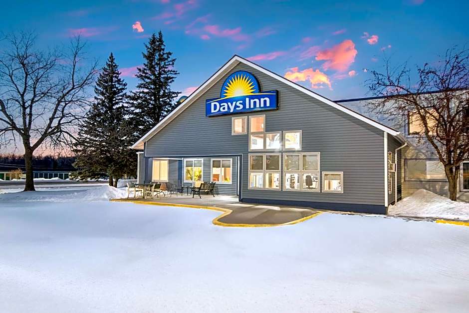 Days Inn by Wyndham International Falls