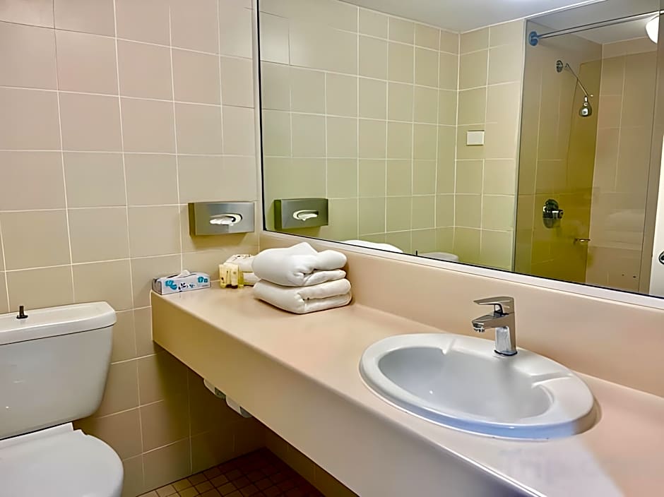 Acacia Court Hotel