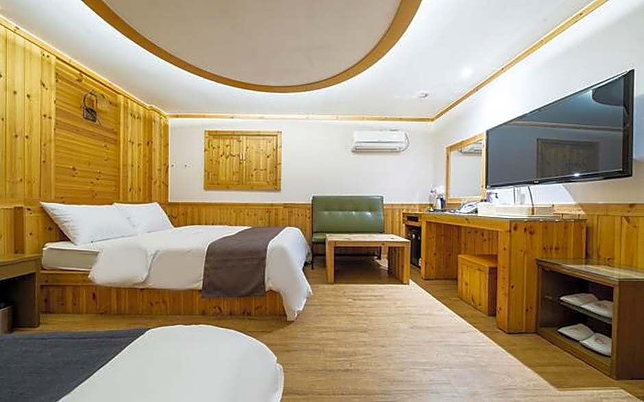 Zdjęcie 1 z 8 — 2 Beds