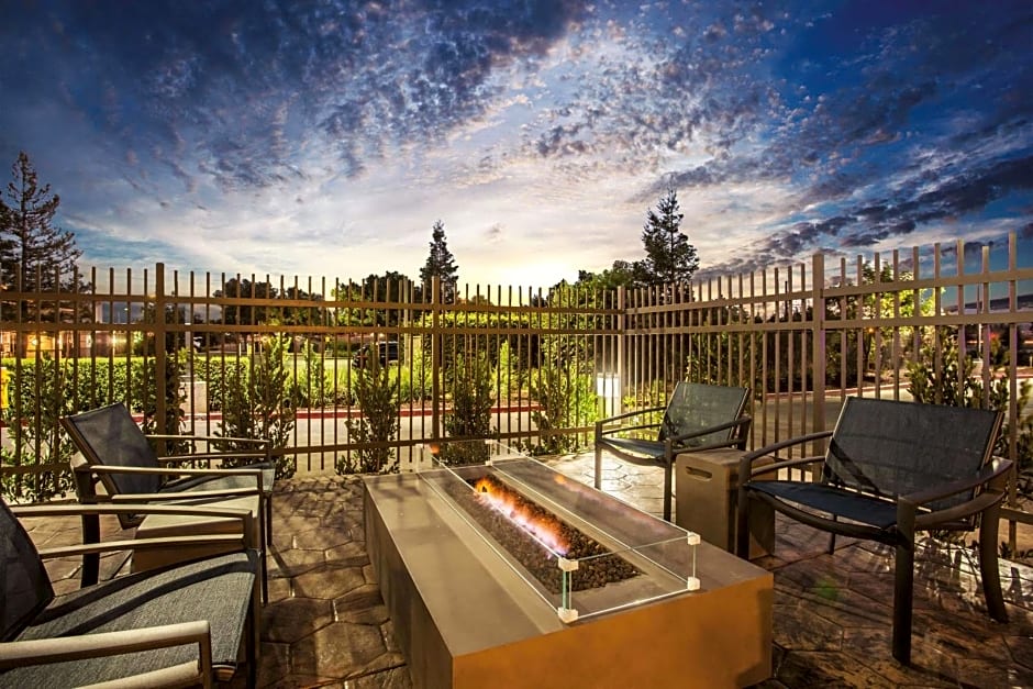La Quinta Inn & Suites by Wyndham Morgan Hill -San Jose South